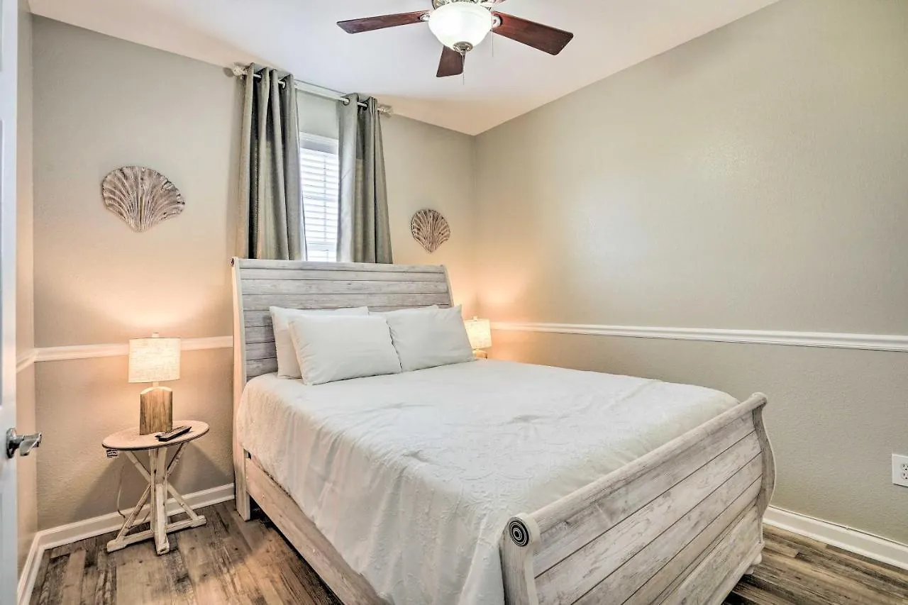 Panama City Beach Villa With Pool Oasis! Holiday home Panama City Beach